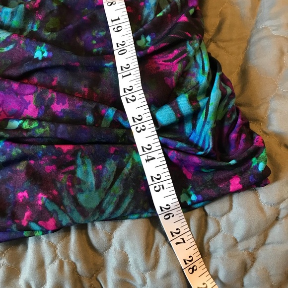 GUESS FLORAL RUCHED DRESS - Picture 7 of 8